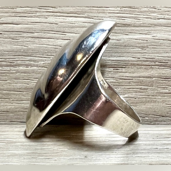Designer LOS BALLESTEROS Sterling Silver Puffy Marquise Ring, Size 7.5, 10g - Picture 3 of 11